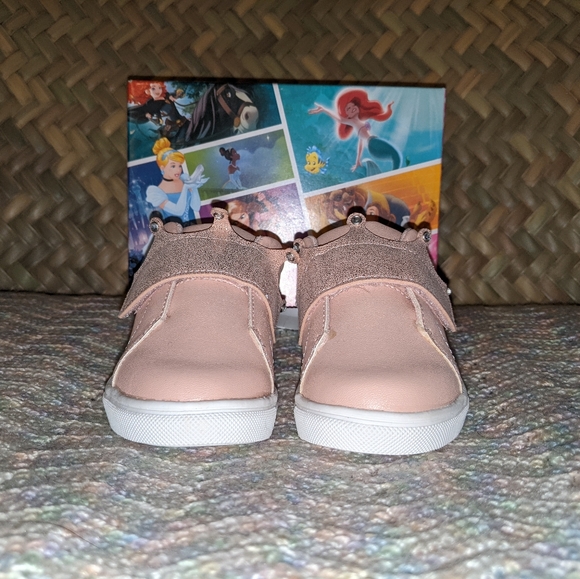 Disney Princess Low RFL Princess - Picture 3 of 6